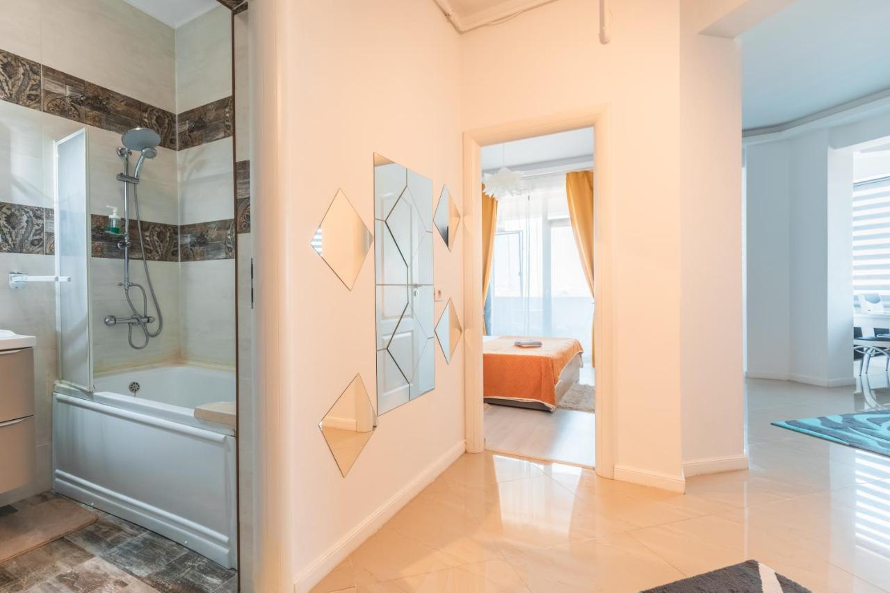 Ferienwohnung Apartament Unique Relax Năvodari Exterior foto